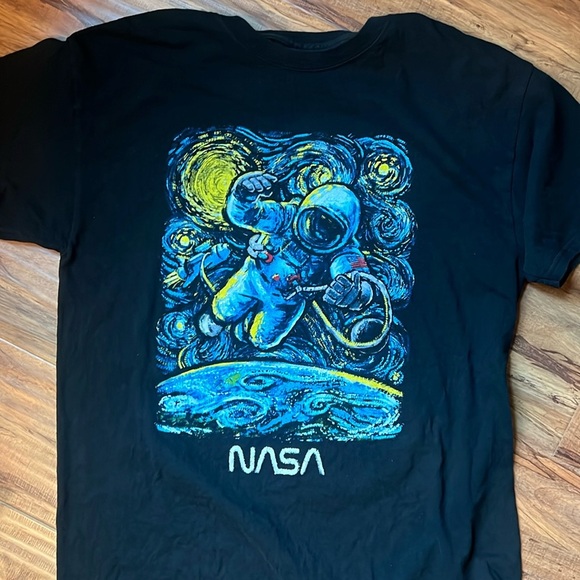 NASA Starry Night Tee Men’s Large - Picture 1 of 4